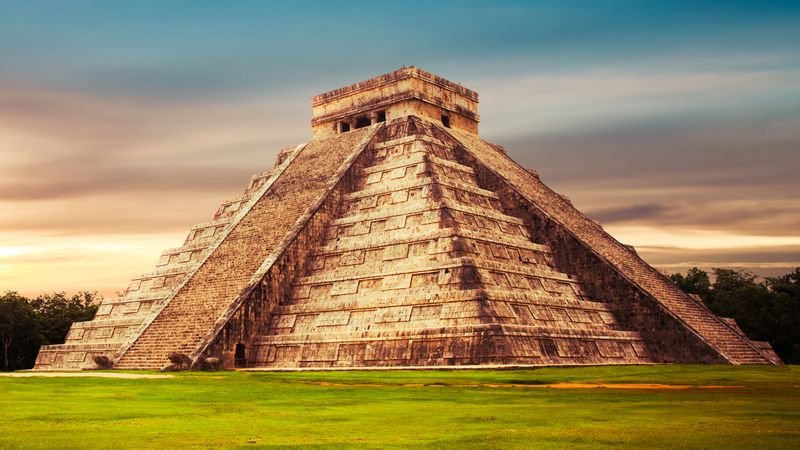 Chichen Itza pyramid at sunset